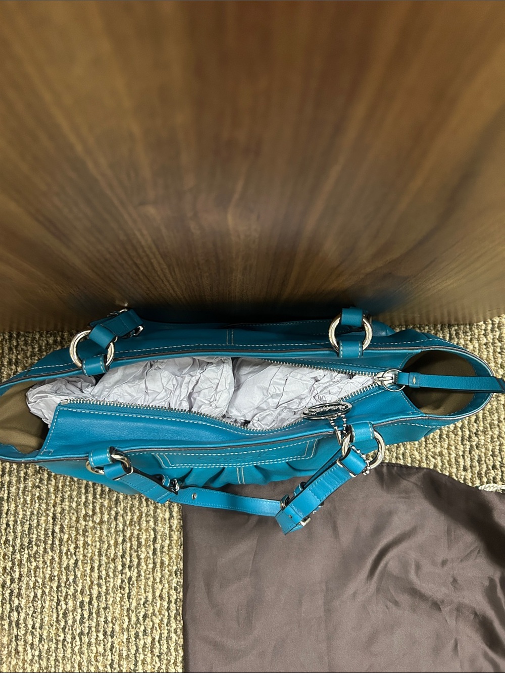 Ladies Coach handbag - Picture 2 of 2